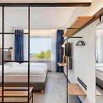 Hotel H2 3*