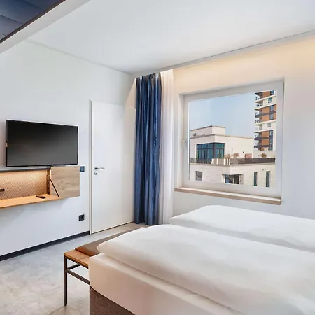 H2 Hotel 3*
