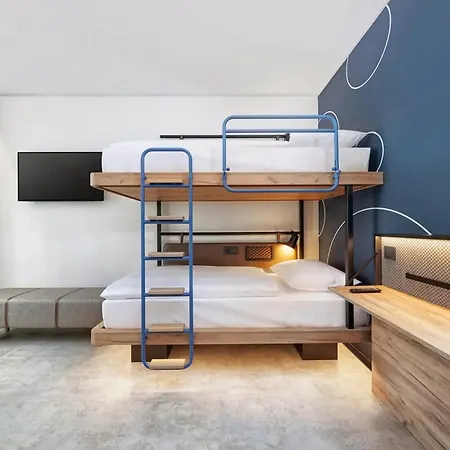 Leonardo Smart Hotel