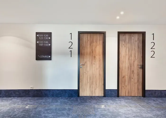 H2 Szálloda Düsseldorf